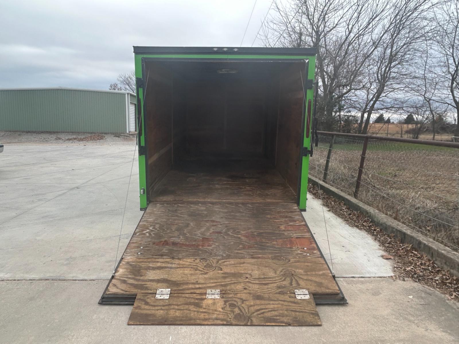 2020 GREEN /TAN DEEP SOUTH ENCLOSED TRAILER (7JKBE1624LH) , located at 17760 Hwy 62, Morris, OK, 74445, 35.609104, -95.877060 - 2020 DEEP SOUTH ENCLOSED TRAILER. THIS TRAILER IS 12 X 6.5 FT. ***MINOR DAMAGES AS SHOWN IN PICTURES*** ***WE RECOMMEND THAT THE TIRES TO BE REPLACED*** WE CAN REPLACE THE TIRES FOR AN ADDITIONAL $400 $5,500 - Photo #3